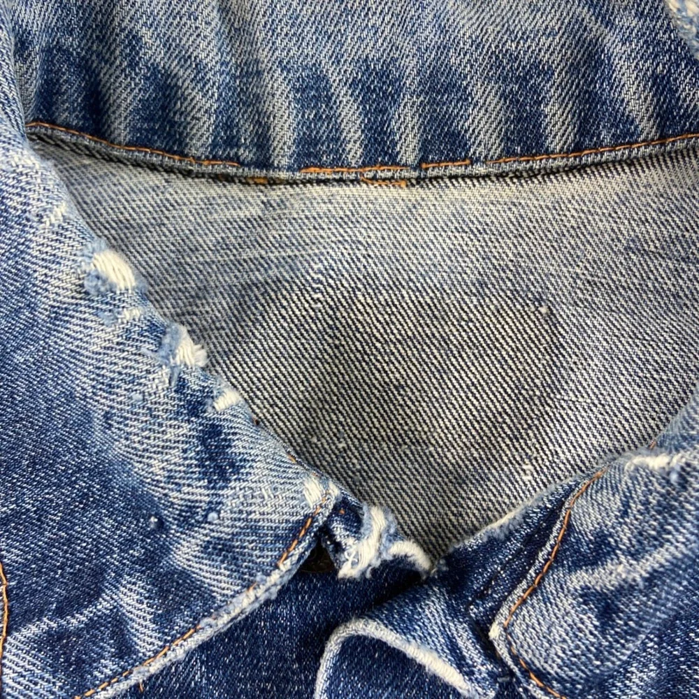 Vintage Big E Levi's Denim Trucker Jacket Mens 40 Small Blue Type III 525